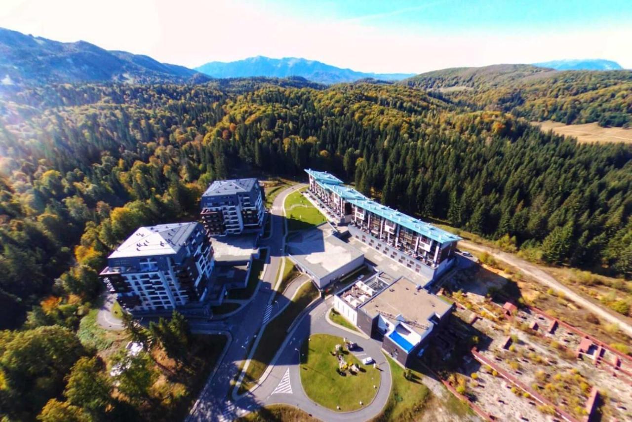 Aki Studio Silver Mountain Poiana Brasov Exteriör bild